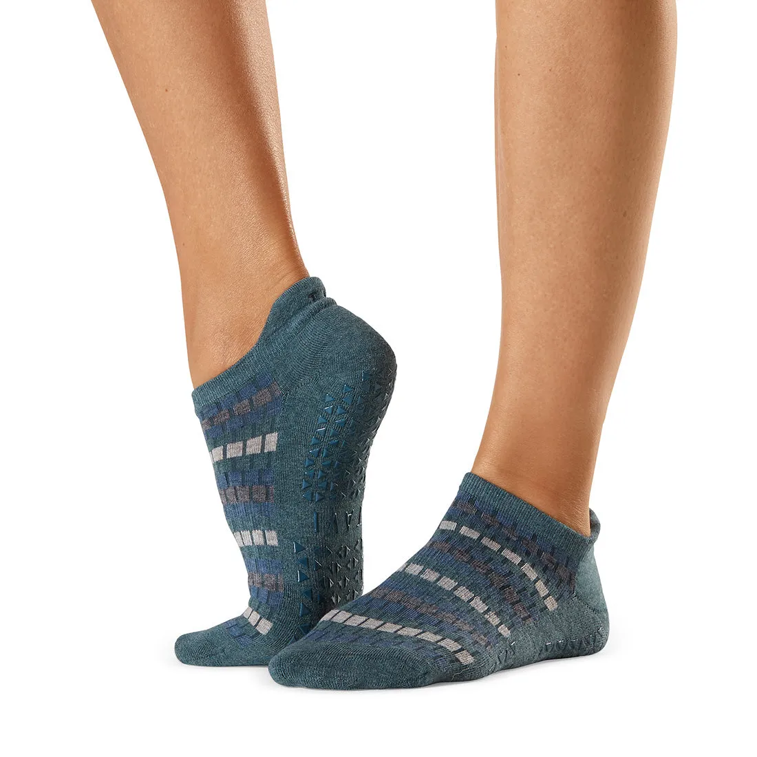 TAVI NOIR SAVVY GRIP SOCKS - FALL 2022